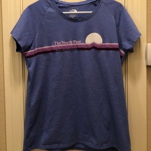 Women’s North Face T-shirt. Size XL